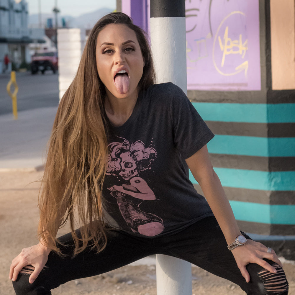 Marilyn Light Skull Pin-up: Unconventional Elegance T-shirt