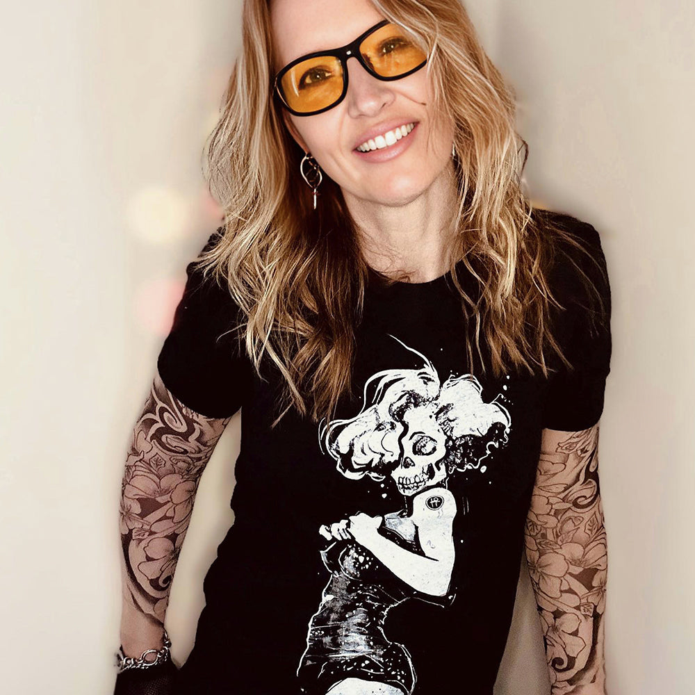 Marilyn Light Skull Pin-up: Unconventional Elegance T-shirt