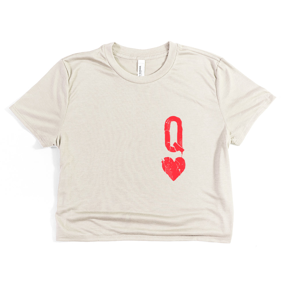 Queen of Hearts Distressed: Reign of Caos Crop Tee