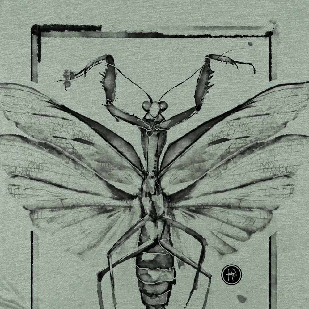 Taxidermy: Mantis Religiosa T-Shirt