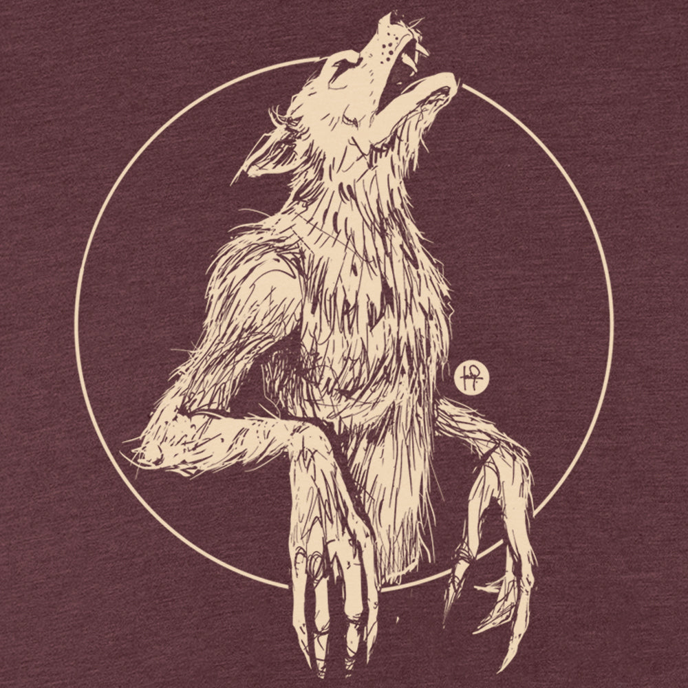 Howling Werewolf: Embrace the Night T-Shirt