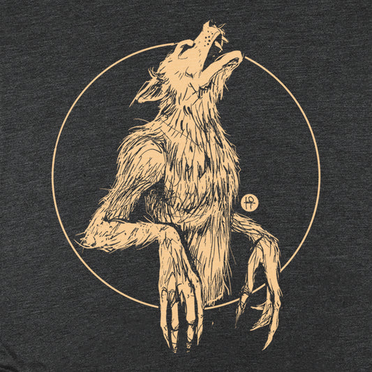 Howling Werewolf: Embrace the Night T-Shirt