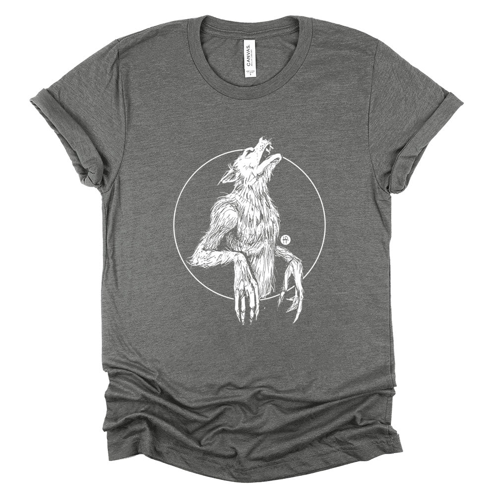 Howling Werewolf: Embrace the Night T-Shirt