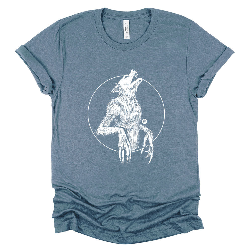 Howling Werewolf: Embrace the Night T-Shirt